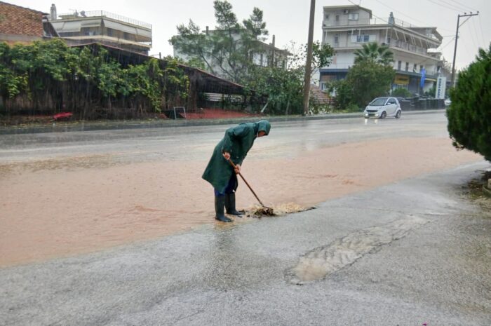 Έντονη μεταβολή του καιρού με βροχές, καταιγίδες και αισθητή πτώση της θερμοκρασίας