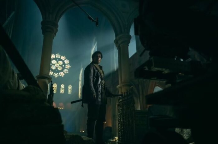 Ο Χαϊλάντερ επέστρεψε – Ο Χένρι Καβίλ «διέρρευσε» τις πρώτες φωτογραφίες του ως αθάνατος σκωτσέζος πολεμιστής