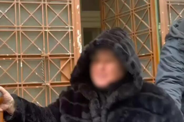 Σέρρες: Σε διαθεσιμότητα και επίσημα από σήμερα η καθηγήτρια που φίμωσε τον μαθητή