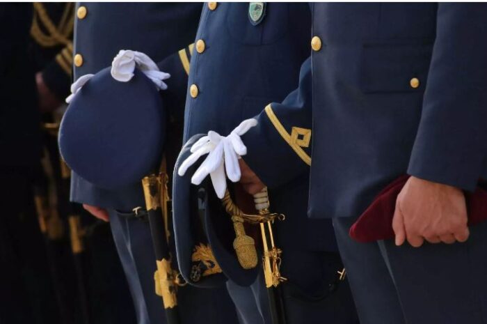 «Θρίλερ» κατασκοπείας στις Ένοπλες Δυνάμεις: Τι πρόδωσε τον Σμήναρχο – Τι έλεγε ο Δένδιας στη Βουλή