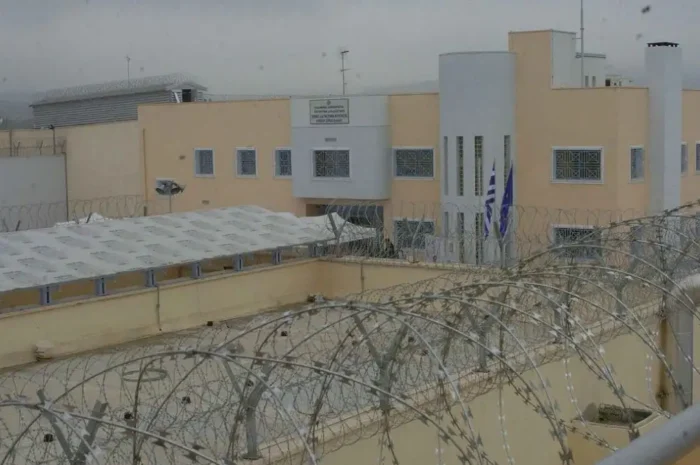 Η απολογία του δολοφόνου στις φυλακές Δομοκού: «Του πήρα το όπλο από τα χέρια και πυροβόλησα» – «Θα μας σκότωνε και τους δύο»