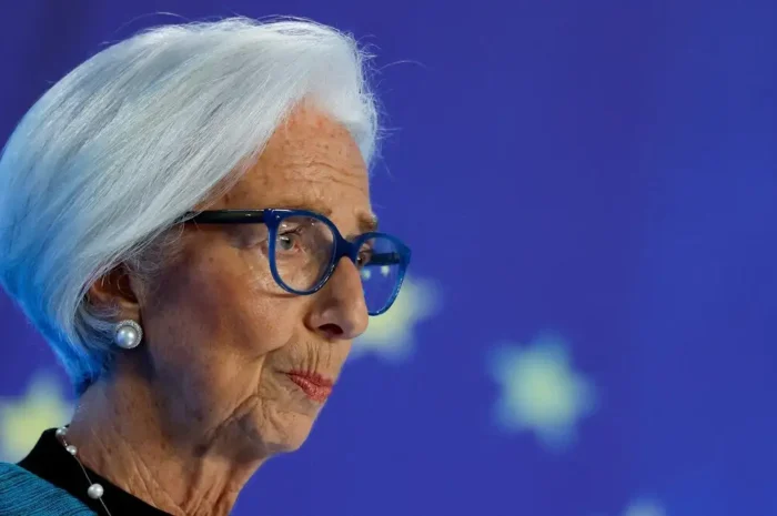 Λαγκάρντ: Προτεραιότητα το ισχυρό ευρώ, αργότερα οι αποφάσεις για τη θητεία στην ΕΚΤ