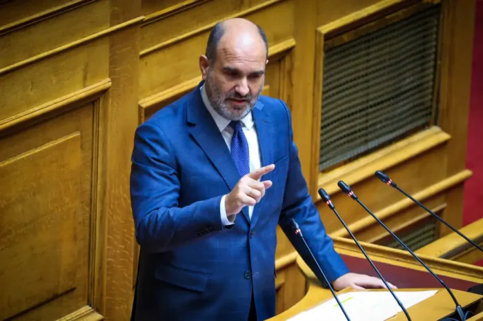 Μαρκόπουλος για επεισόδια στη Νίκαια: Ηθικά υπεύθυνος ο Παπανικολάου, υπήρξε απόπειρα λιντσαρίσματος του Γεωργιάδη