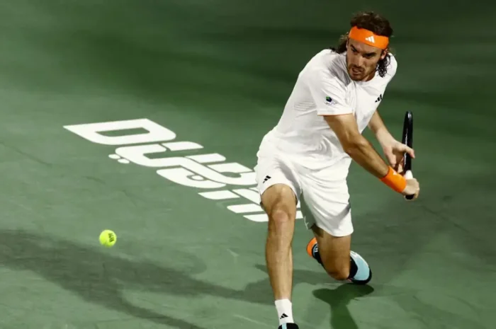 Κυριαρχικός Ουμπέρ, «λύγισε» τον Τσιτσιπά με 2-0 σετ