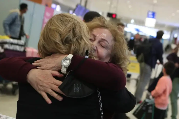 ΥΠΕΞ: Ακόμη 227 Έλληνες επαναπατρίστηκαν από τη Μέση Ανατολή