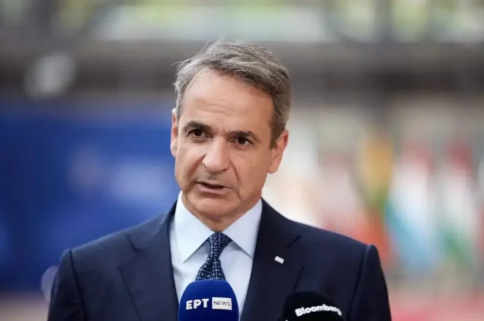 Έκτακτα μέτρα στήριξης ανακοινώνει ο Κυριάκος Μητσοτάκης: Fuel pass και παρέμβαση για diesel και ακτοπλοϊκά εισιτήρια