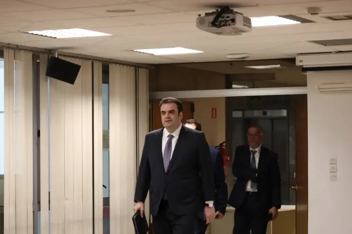 Κυριάκος Πιερρακάκης: Αναδρομικά από 15 Μαρτίου και όχι 1η Απριλίου ξεκινά η επιδότηση 15% στα λιπάσματα