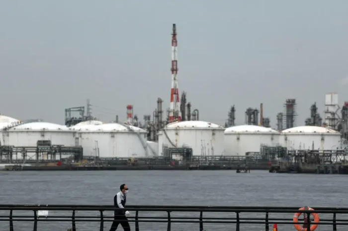 Νέα άνοδος στο πετρέλαιο εν μέσω αβεβαιότητας για την έκβαση του πολέμου στο Ιράν που εισήλθε στην πέμπτη εβδομάδα