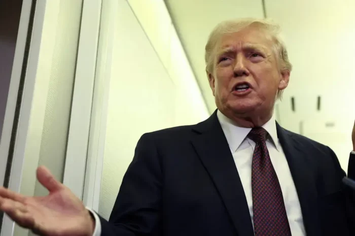 Axios: Ο Τραμπ εξετάζει το ενδεχόμενο κατάληψης του νησιού Χαργκ του Ιράν στα Στενά του Ορμούζ