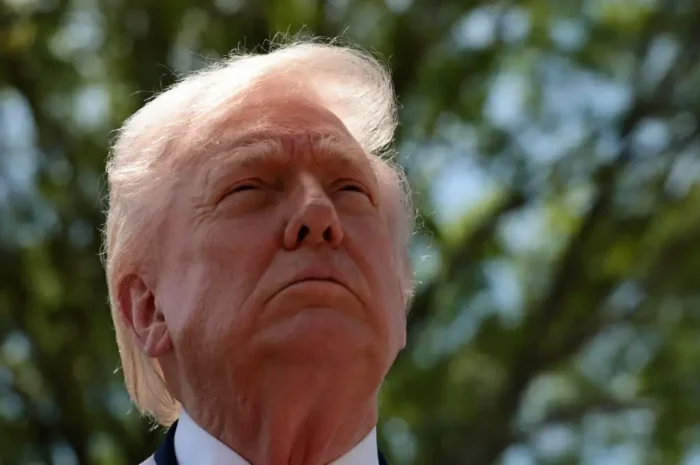 Ντόναλντ Τραμπ: Οι αλλοπρόσαλλες αναρτήσεις που τορπίλισαν τις συνομιλίες με το Ιράν