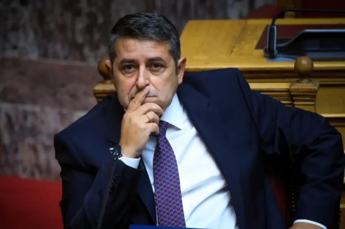 Γιώργος Μυλωνάκης: «Παραμένει διασωληνωμένος, σε σταθερή κατάσταση» – Το νέο ιατρικό ανακοινωθέν