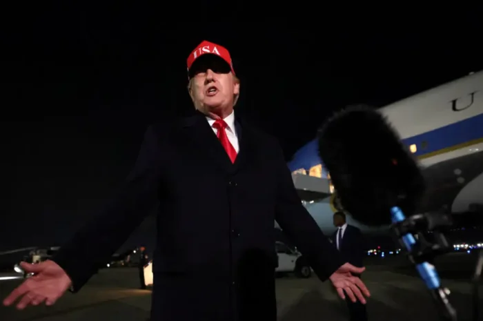 Ντόναλντ Τραμπ: «Αν δεν ήμουν πρόεδρος, ο κόσμος θα είχε γίνει κομμάτια – Η εκεχειρία δεν θα παραταθεί»