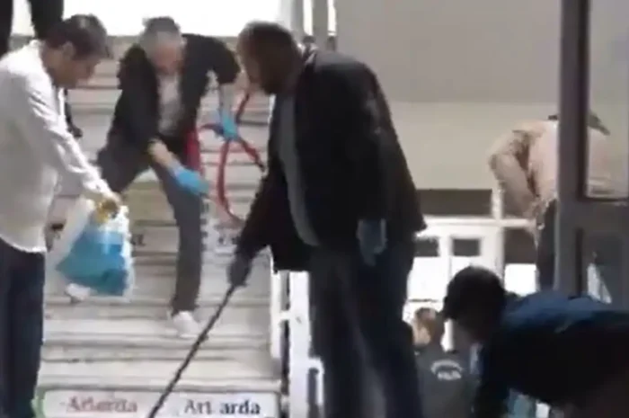 Τουρκία: Συνεργεία καθαρίζουν το σχολείο μετά το μακελειό με τους 9 νεκρούς, ανάμεσά τους 8 μαθητές