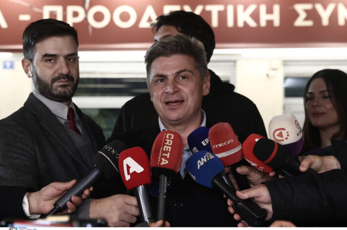 Άγρια κόντρα Νικόλα Φαραντούρη και Άρη Πορτοσάλτε: «Με ΠΑΣΟΚ ξέρεις τι τρως, με ΝΔ δεν ξέρεις» – «Είσαι λαϊκιστής»