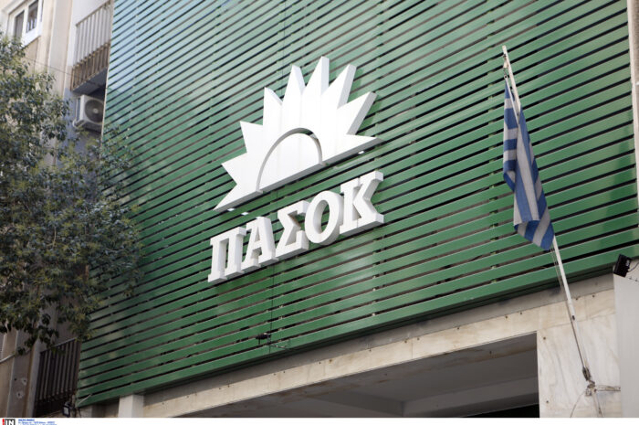 Στο ΠΑΣΟΚ βλέπουν φθορά της ΝΔ, αλλά και νέα εμπόδια από τον Τσίπρα