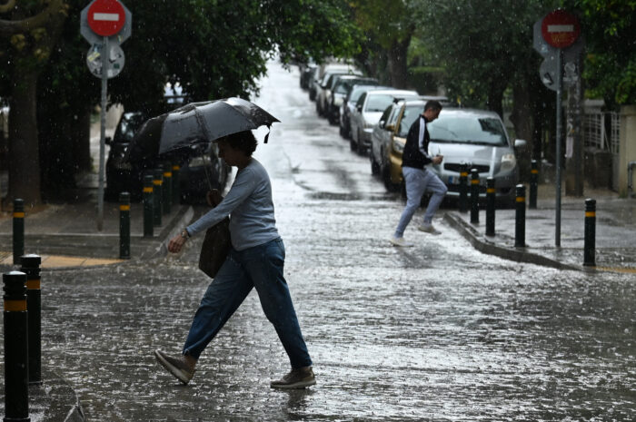 Καιρός: Συνεχίζεται η αστάθεια με βροχές στα ηπειρωτικά αλλά καλοκαίρι στα παράλια – Μπόρες από το μεσημέρι στην Αττική