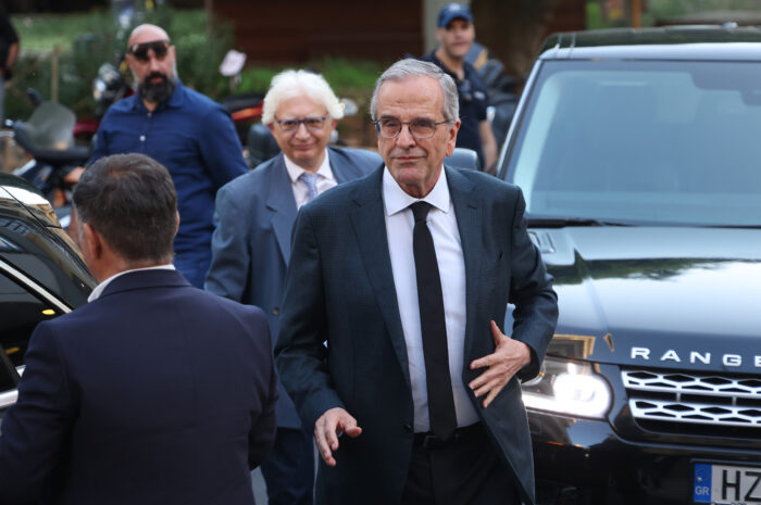 Αντώνης Σαμαράς: «Έχει λάβει τις αποφάσεις του» λέει για το νέο κόμμα ο εκπρόσωπός του – Σφοδρή επίθεση στη ΝΔ για «σχέδιο αποδόμησης»