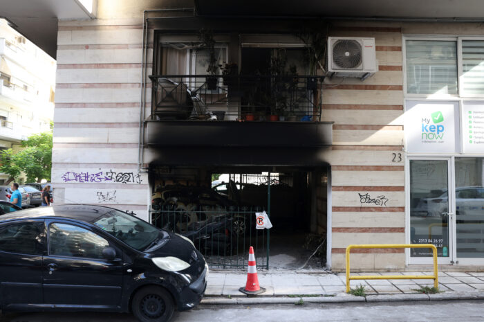«Νέα τρομοκρατία» βλέπει η κυβέρνηση πίσω από τους φονικούς εμπρησμούς στη Θεσσαλονίκη: Mήνυμα μηδενικής ανοχής από τον Μητσοτάκη
