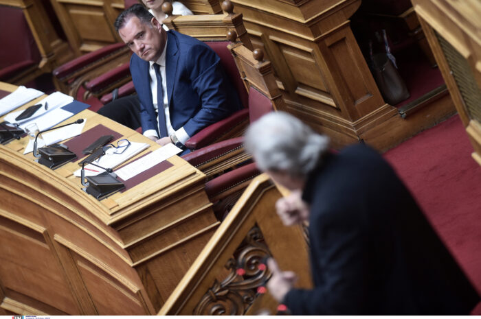 Πολάκης κατά Γεωργιάδη: «Παραιτήσου και γύρνα στα νανογιλέκα»