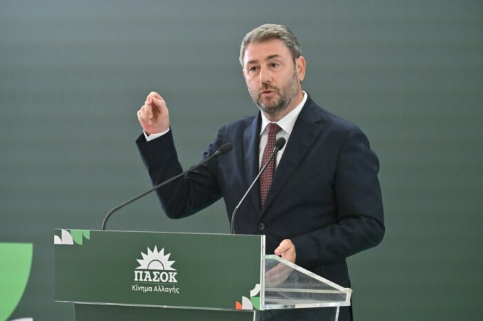 Νίκος Ανδρουλάκης: «Την επόμενη πολιτική Αλλαγή θα την κάνουμε μαζί»