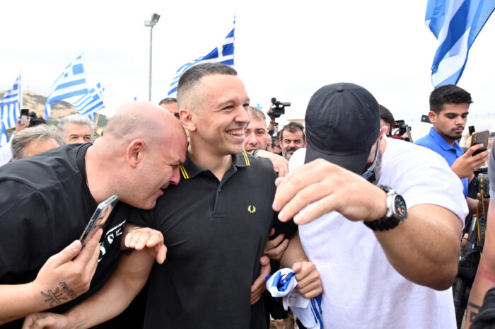 Ηλίας Κασιδιάρης: Τα 3 σενάρια και το νομοθετικό μπλόκο στην ενδεχόμενη υποψηφιότητά του για βουλευτής