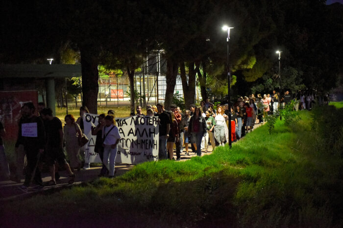 Γυναικοκτονία στην Ηγουμενίτσα: Η Πηνελόπη προσπάθησε να αμυνθεί από τις μαχαιριές του δολοφόνου της – Σήμερα το τελευταίο αντίο