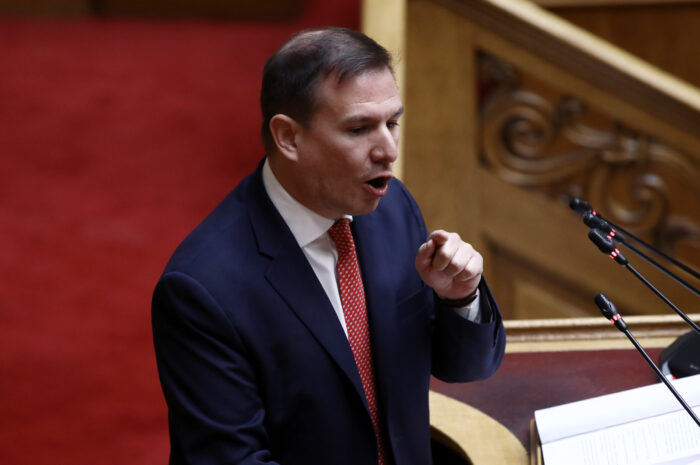 Καρτερός σε Δουδωνή: Είσαι ψεύτης, ή μειωμένης αντιληπτικής ικανότητας;