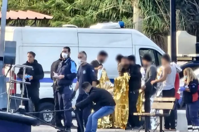 Δύο ναυάγια σε Σάμο και Λέσβο μέσα σε λίγες ώρες: 12 νεκροί μετανάστες από ανατροπή σκαφών